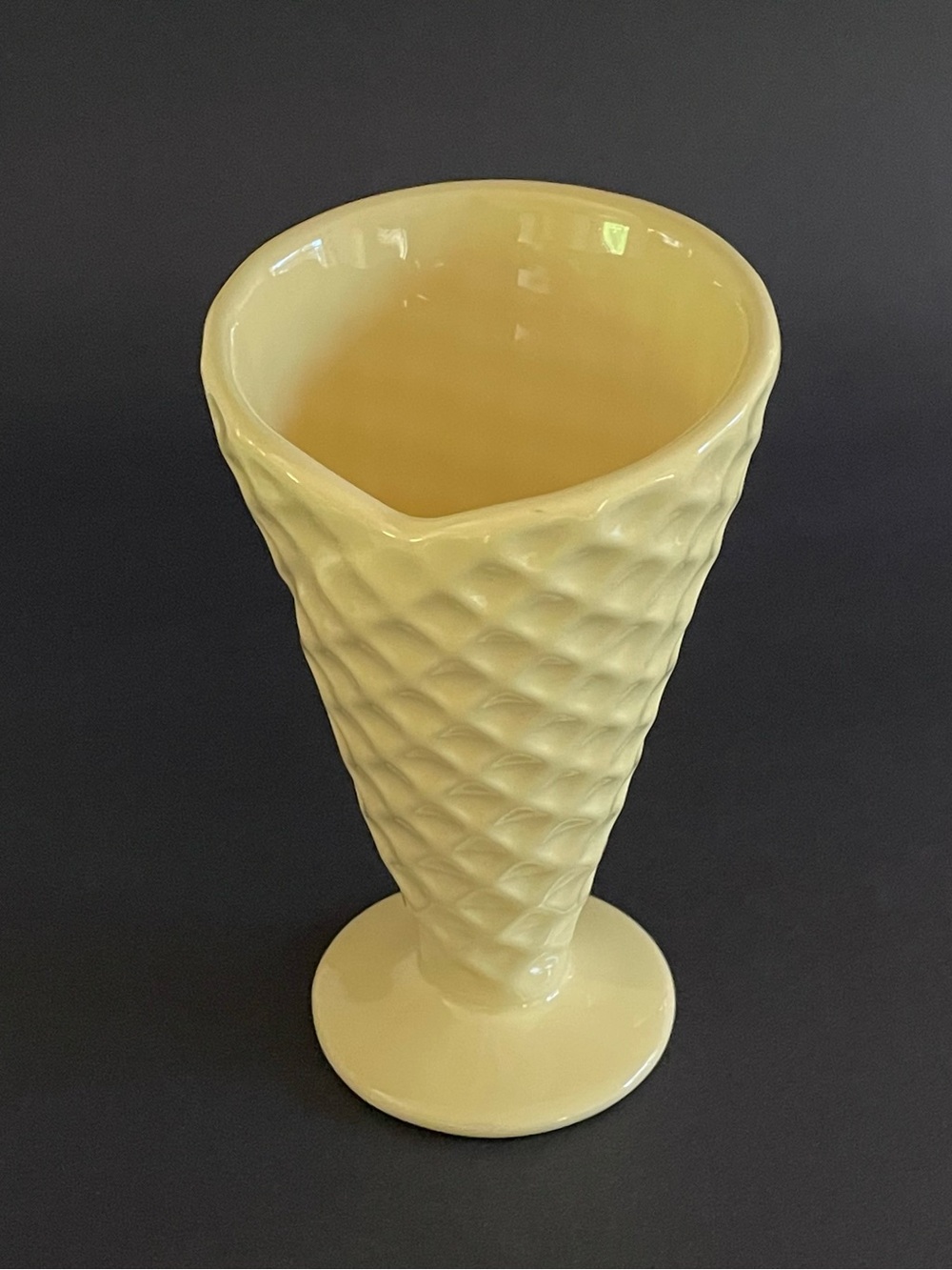 Set of 4 Handcrafted Portuguese Ceramic Ice Cream Waffle Cones - Picture 8 of 14